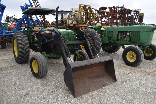 Image of John Deere 2755 equipment image 2