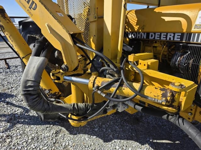 Image of John Deere 2755 equipment image 2