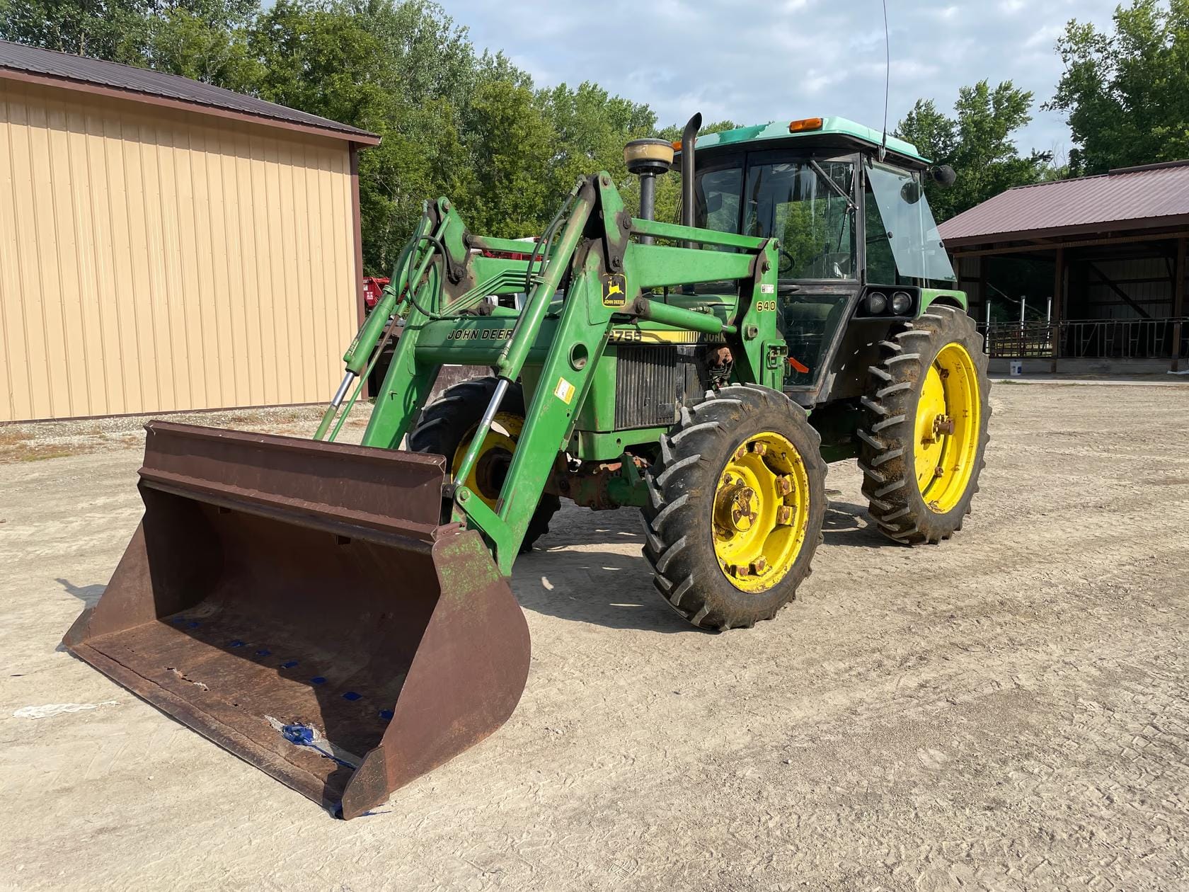John Deere 2755 Equipment Image0