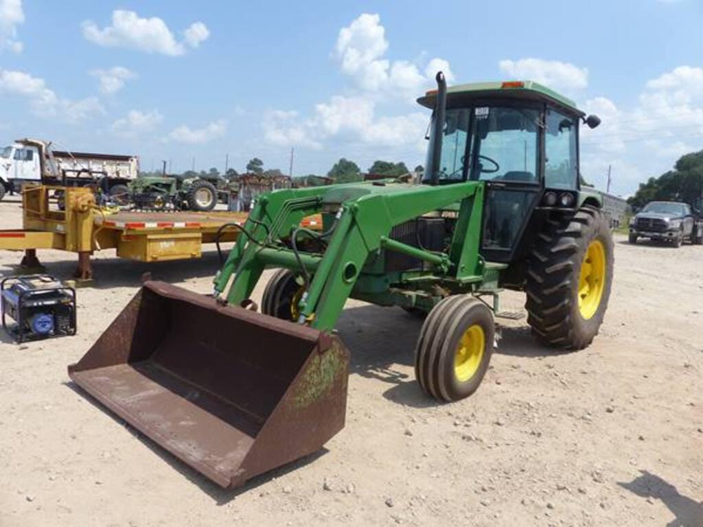 Main image John Deere 2755