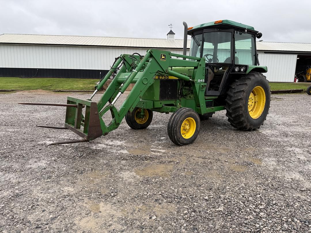 Image of John Deere 2755 Primary image