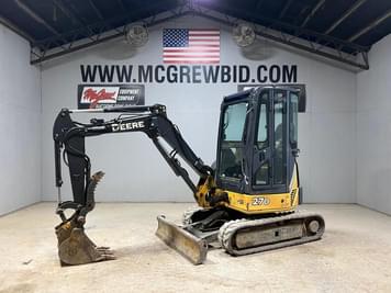 Main image John Deere 27D