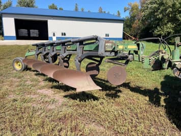 Main image John Deere 2800