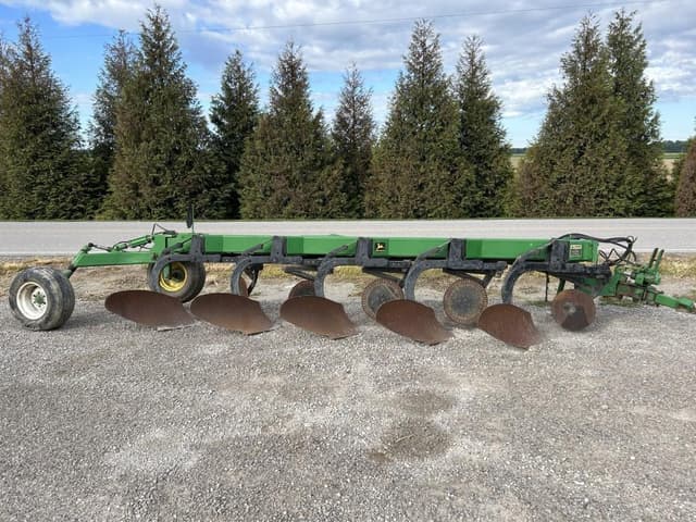 Image of John Deere 2800 equipment image 1