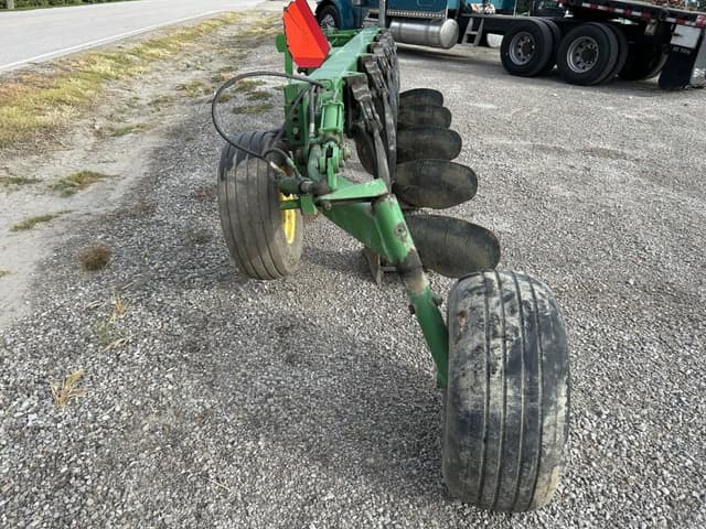 Image of John Deere 2800 equipment image 3