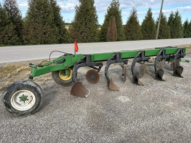 Image of John Deere 2800 equipment image 2