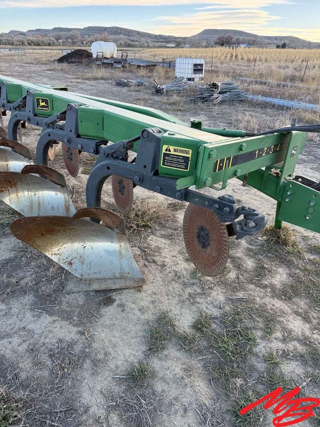 Image of John Deere 2800 equipment image 4