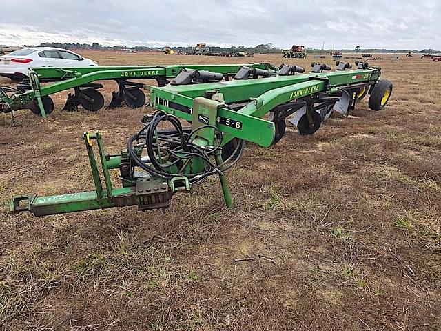 Image of John Deere 2800 equipment image 1