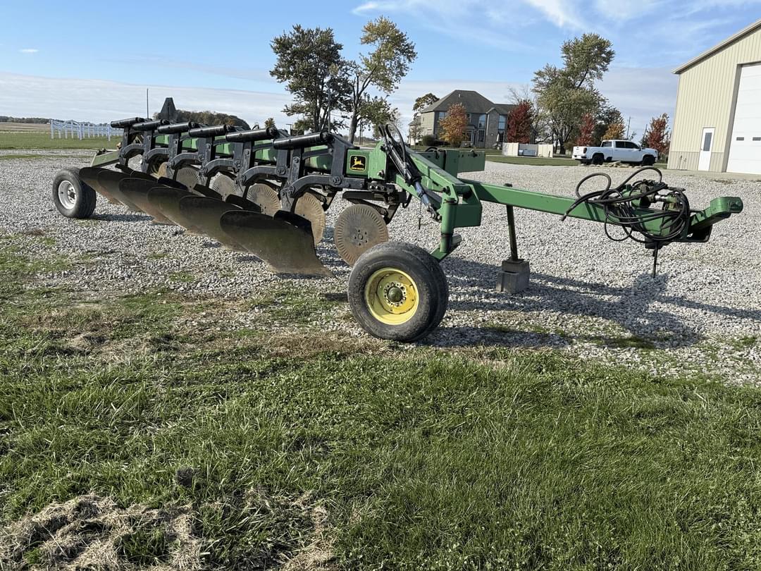 Image of John Deere 2800 Primary image