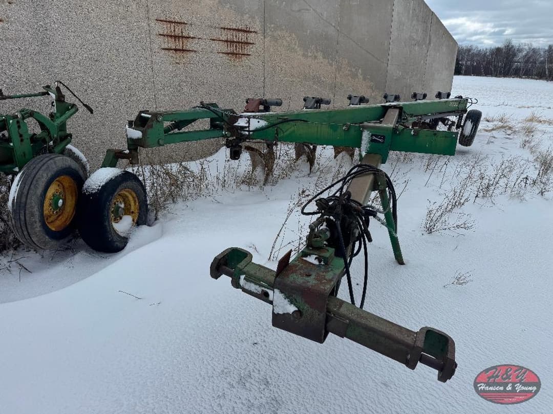 Image of John Deere 2800 Primary image