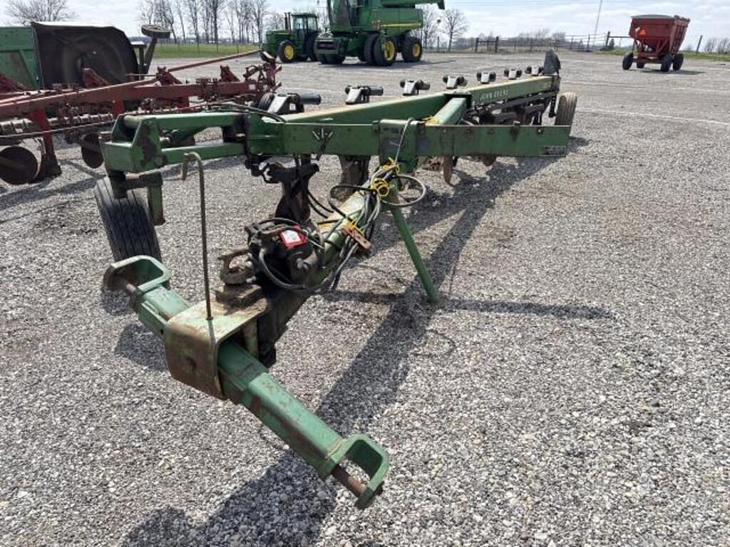 Image of John Deere 2800 Primary image