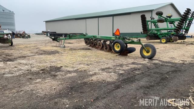 Image of John Deere 2800 equipment image 2