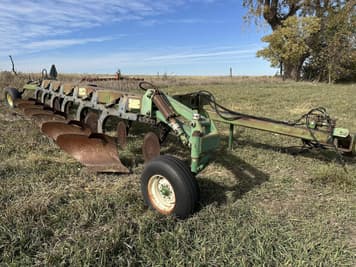 Main image John Deere 2800
