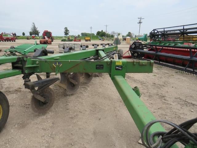Image of John Deere 2800 equipment image 2