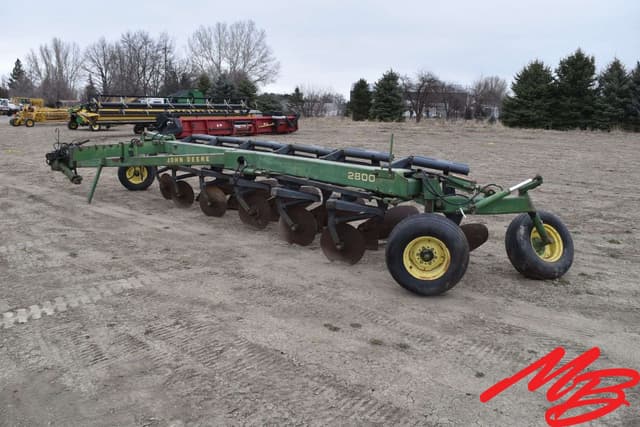 Image of John Deere 2800 equipment image 3