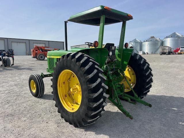 Image of John Deere 2840 equipment image 2