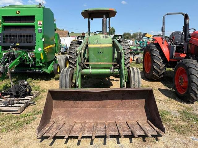 Image of John Deere 2840 equipment image 3
