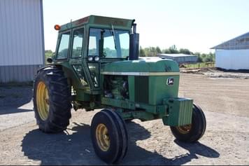 Main image John Deere 2840