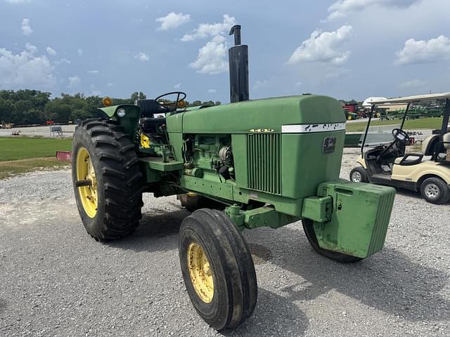 Image of John Deere 2840 equipment image 2