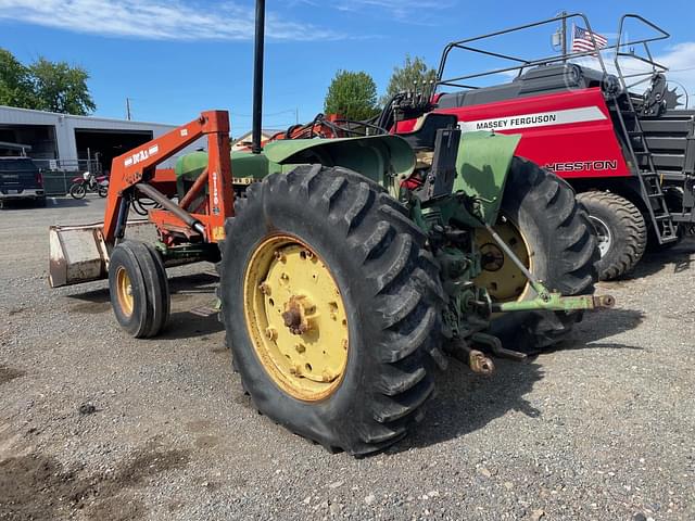 Image of John Deere 2840 equipment image 1