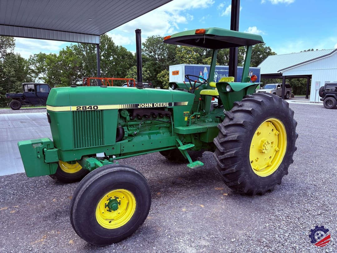 Image of John Deere 2840 Primary image
