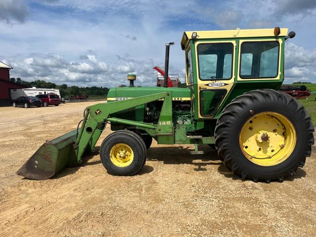 Image of John Deere 2840 equipment image 2