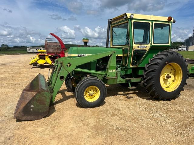 Image of John Deere 2840 equipment image 1