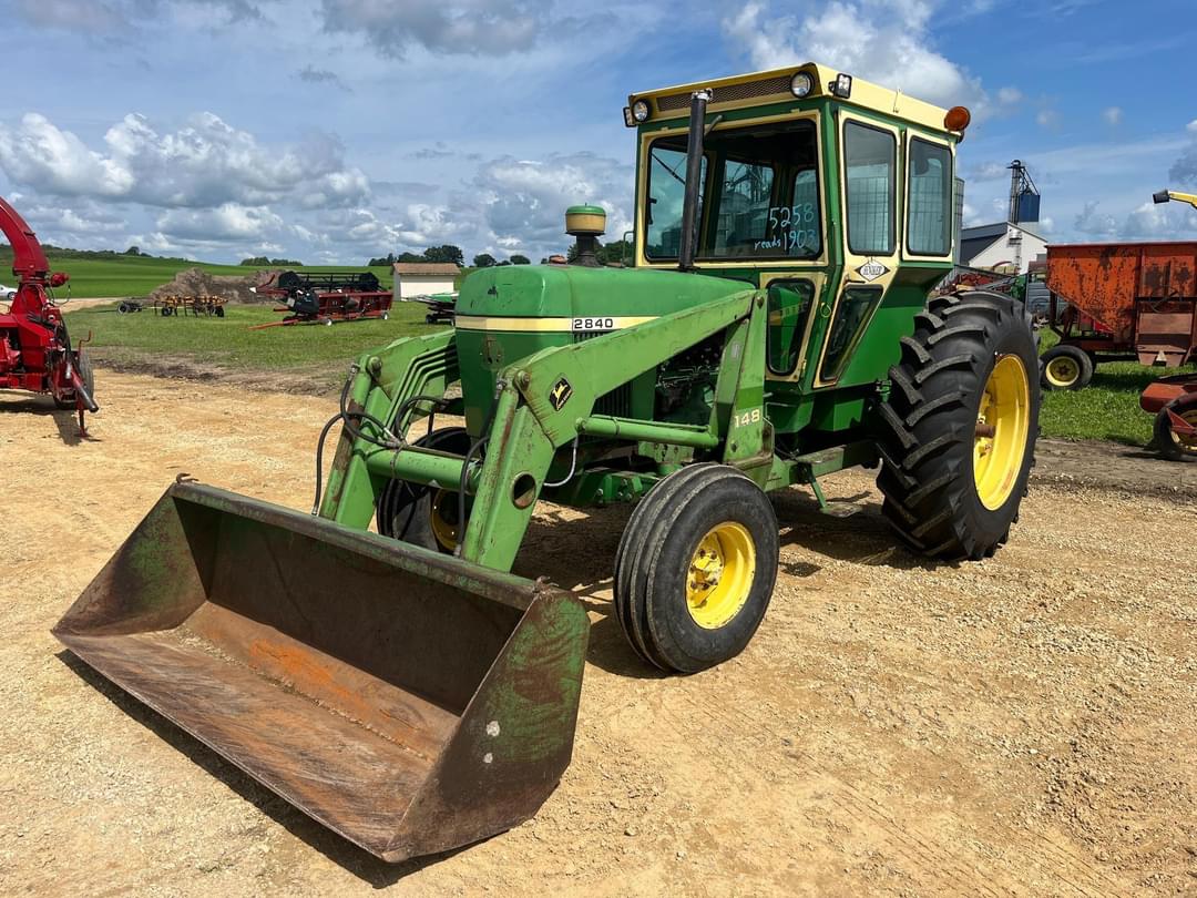 Image of John Deere 2840 Primary image