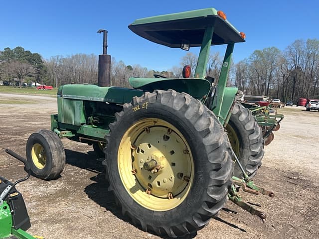 Image of John Deere 2840 equipment image 3