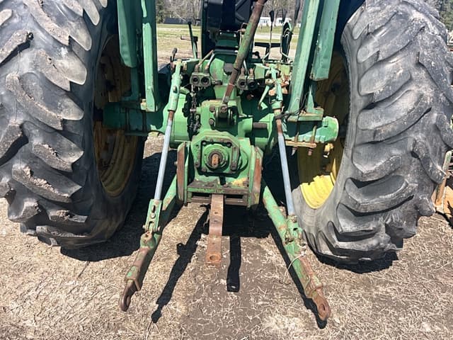 Image of John Deere 2840 equipment image 1