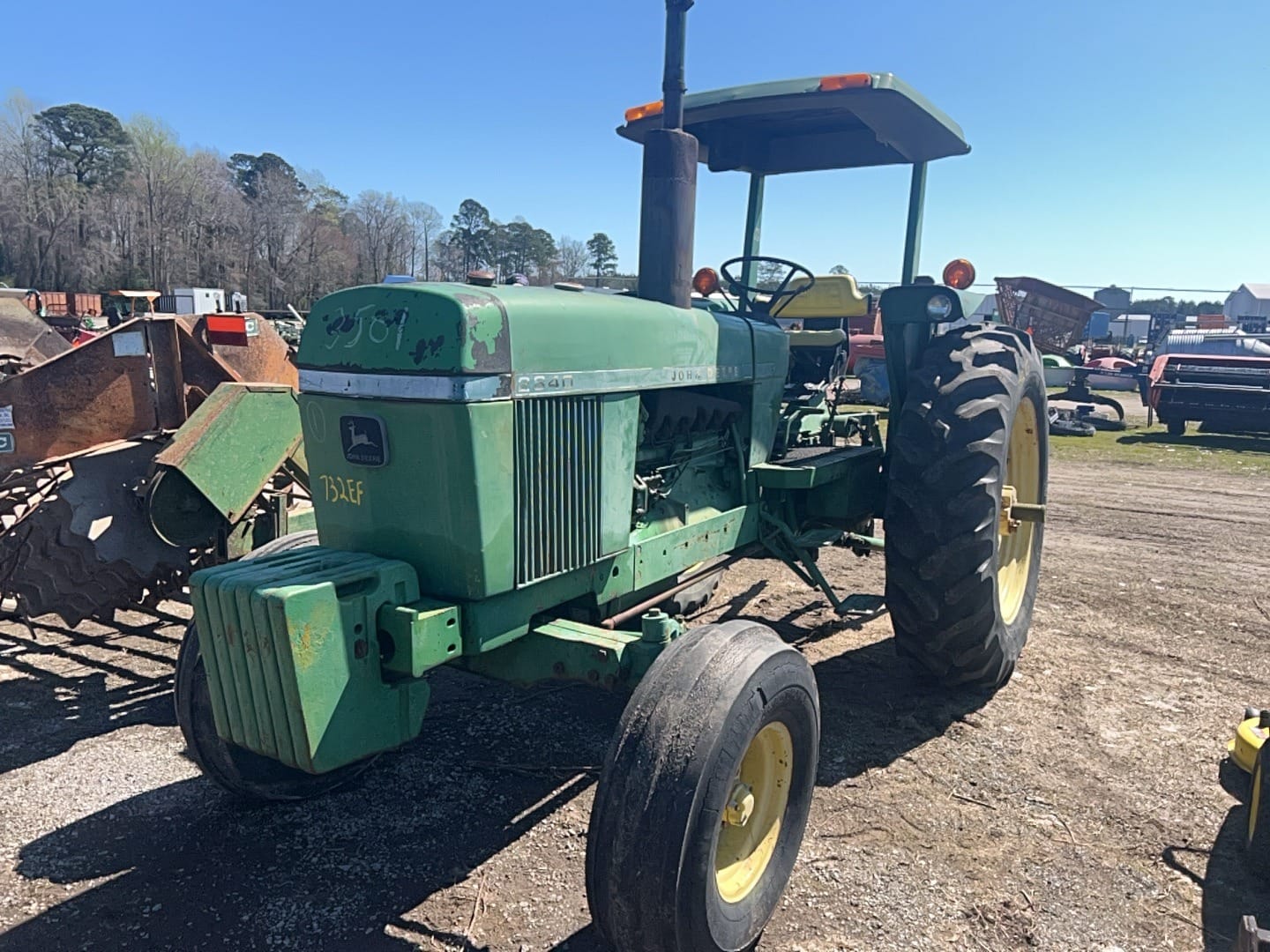 John Deere 2840 Equipment Image0