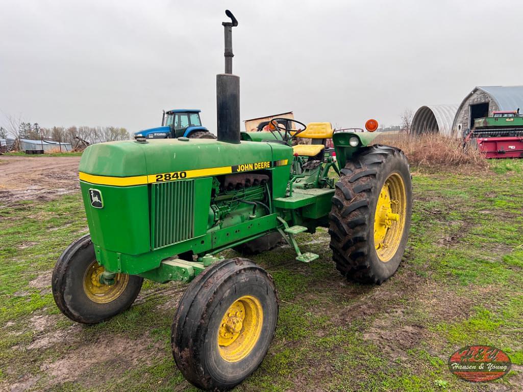 Image of John Deere 2840 Primary image