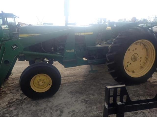 Image of John Deere 2840 equipment image 4