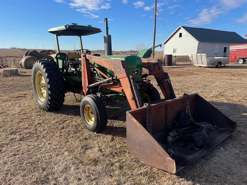 Image of John Deere 2840 Primary image