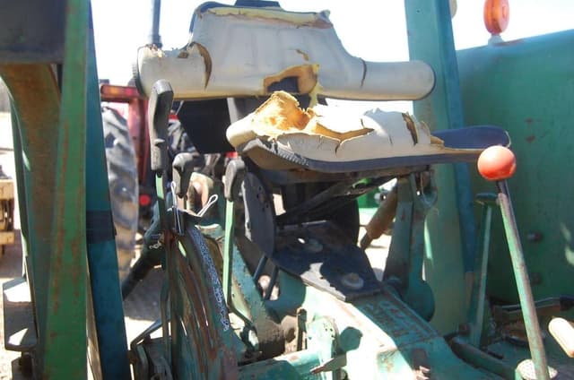 Image of John Deere 2840 equipment image 4