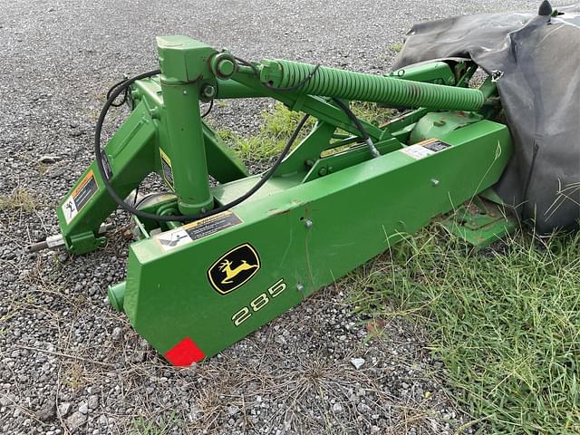 Image of John Deere 285 equipment image 1