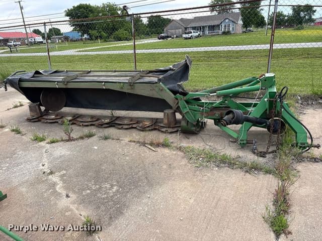Image of John Deere 285 equipment image 1