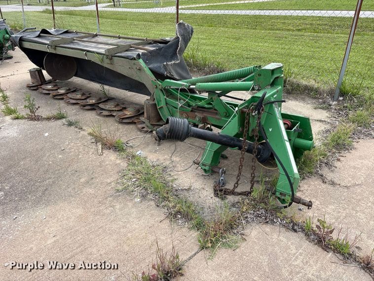 John Deere 285 Equipment Image0