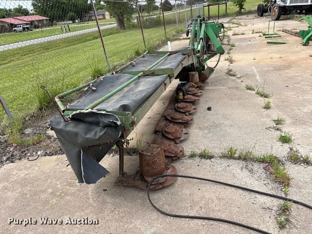 Image of John Deere 285 equipment image 3