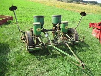 Main image John Deere 290