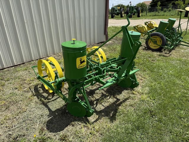 Image of John Deere 290 equipment image 1