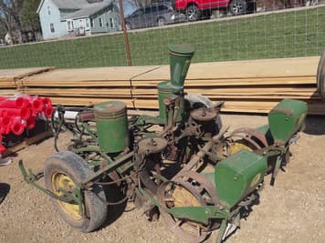Main image John Deere 290