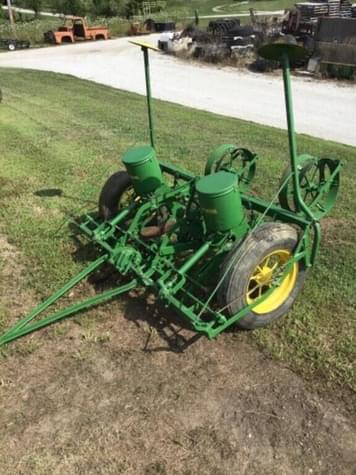Main image John Deere 290