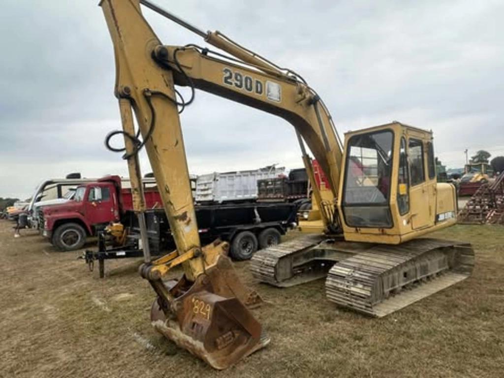 Image of John Deere 290D Primary image