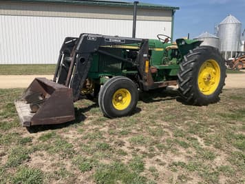 Main image John Deere 2940