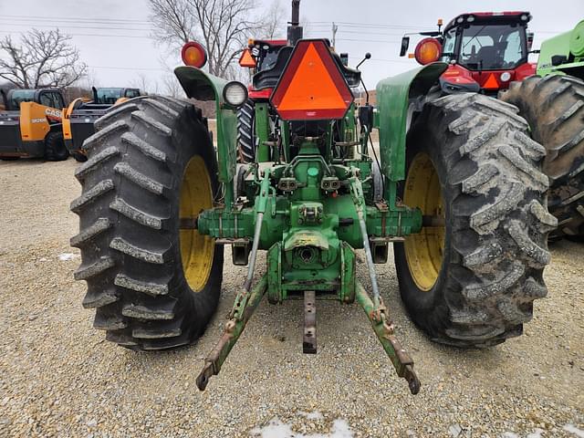 Image of John Deere 2940 equipment image 2