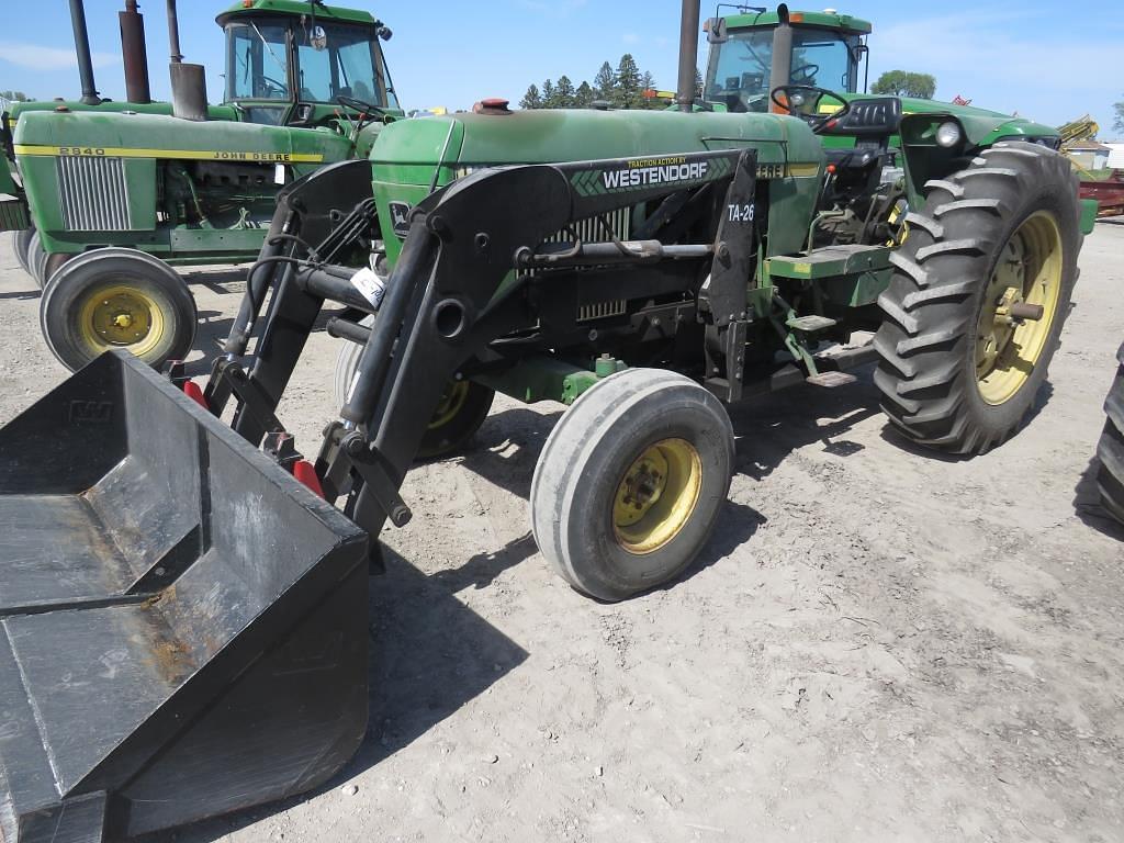Image of John Deere 2940 Primary image