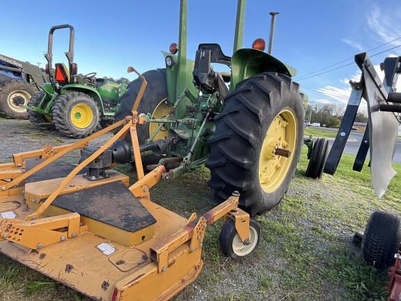 Image of John Deere 2940 equipment image 4