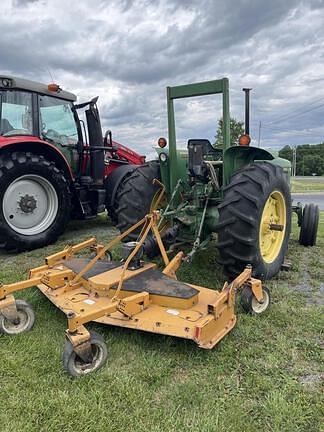 Image of John Deere 2940 equipment image 3