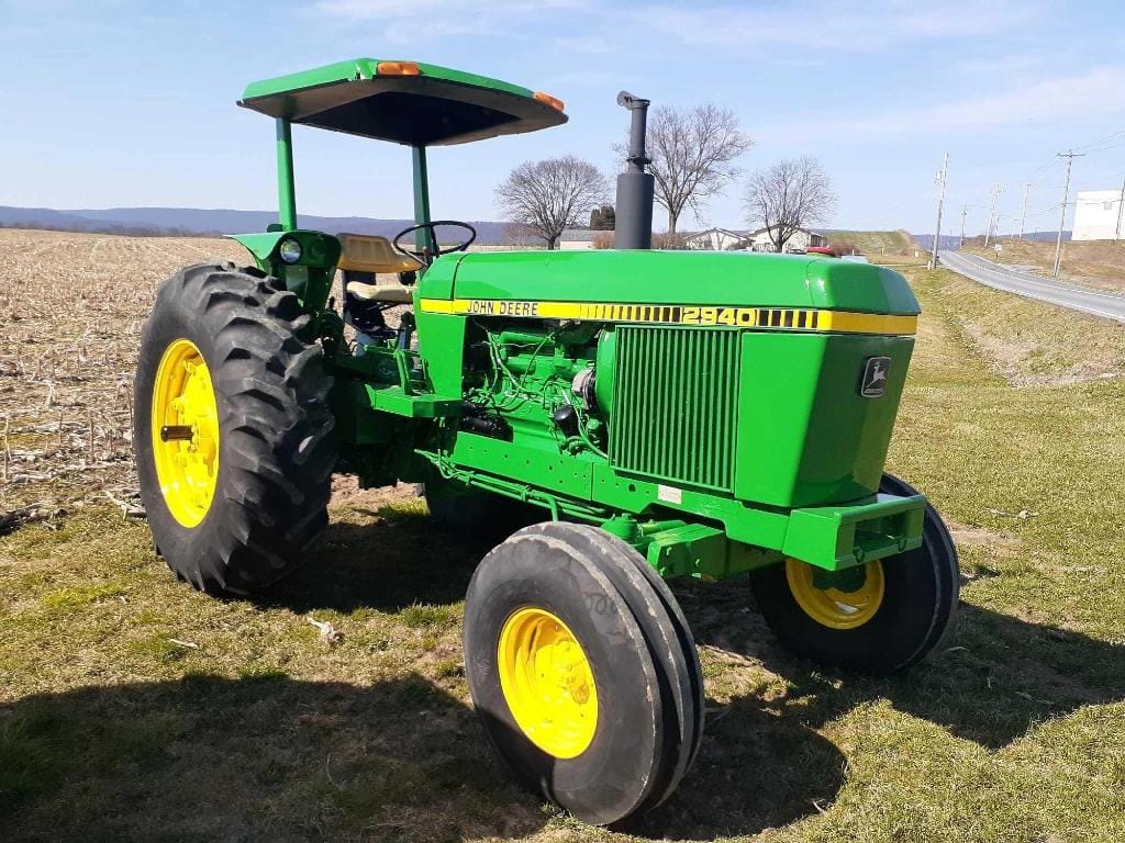 Main image John Deere 2940